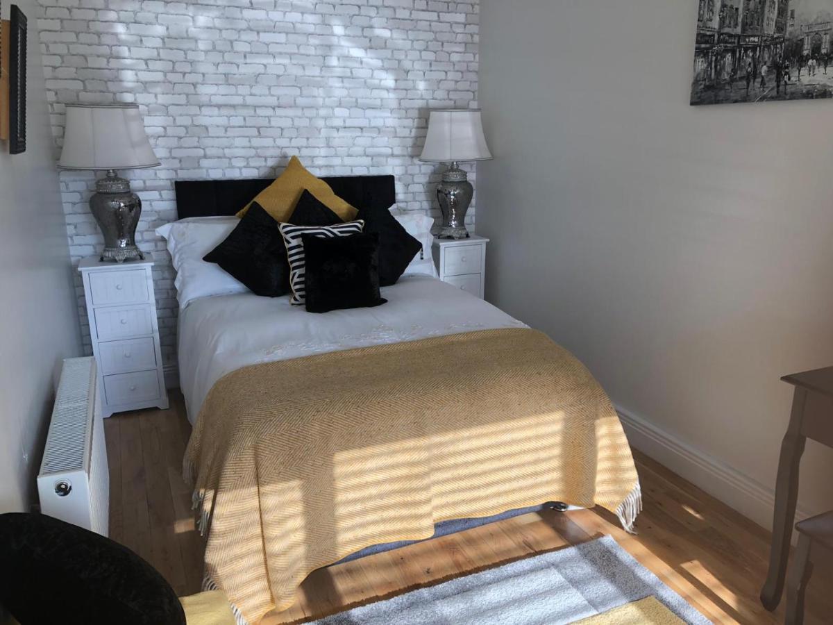 Beechtree House Bed and Breakfast Leixlip Exteriör bild